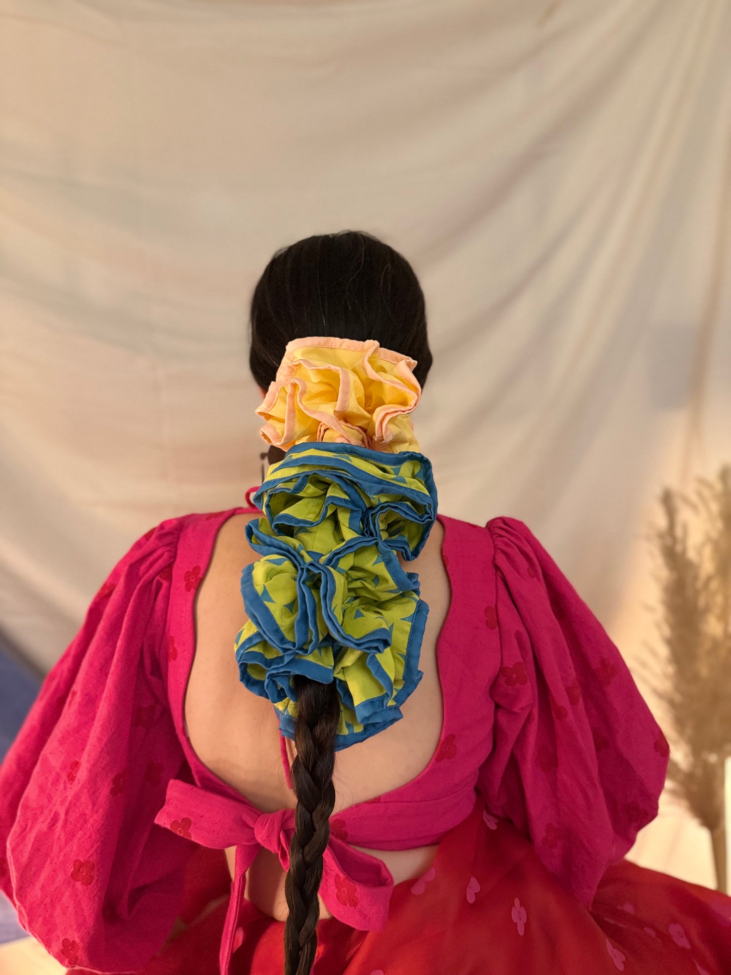 EXTRA LARGE FLORA GREEN SCRUNCHIE