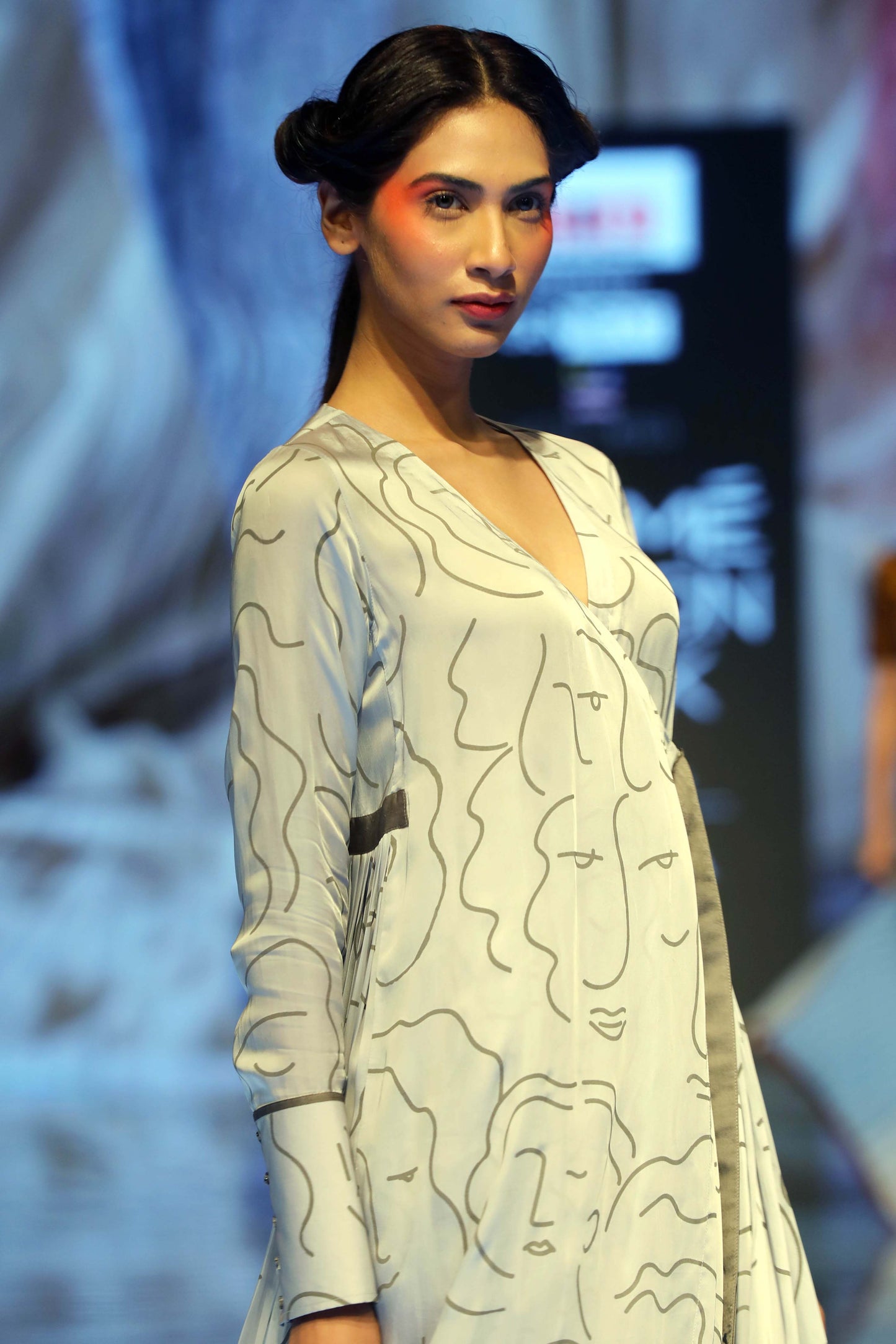 MAUVE CUPRO DRESS WITH PLEATED PANTS