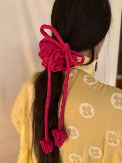 TULIP LILAC SCRUNCHIE