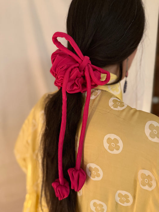 TULIP PINK SCRUNCHIE
