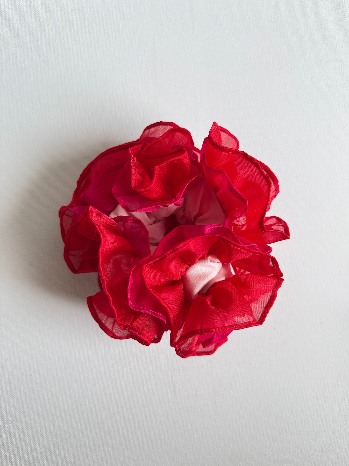LOVE NOTES SCRUNCHIE