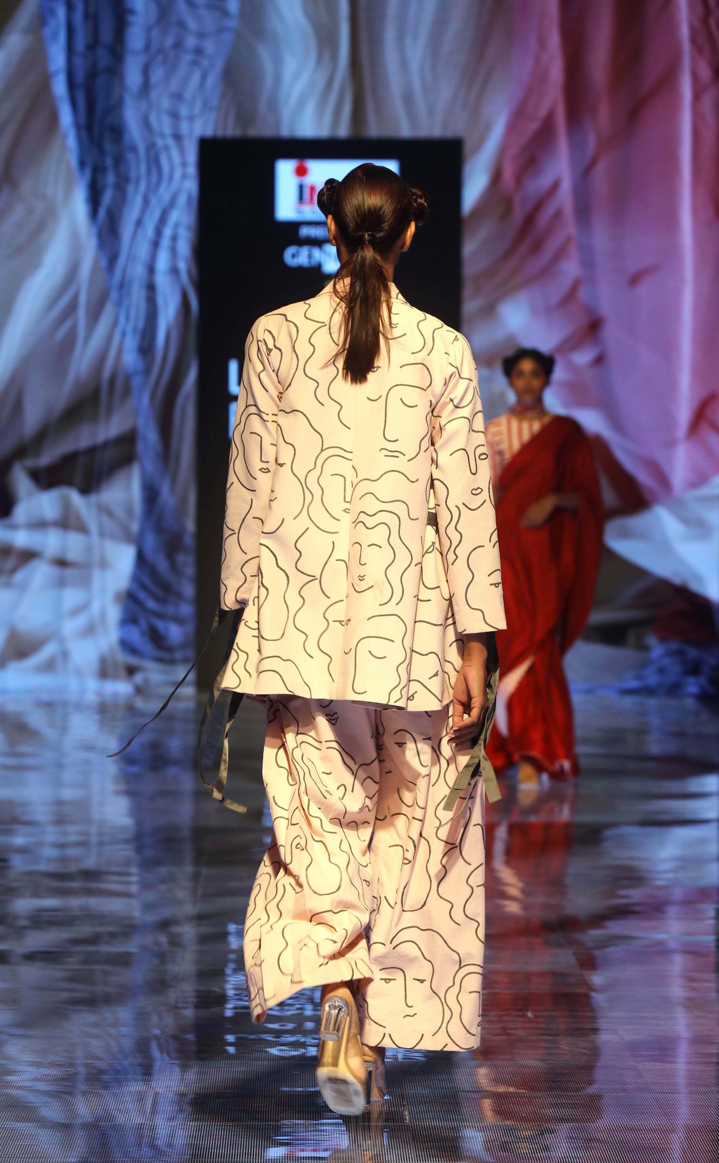 CHAROLETTE COAT